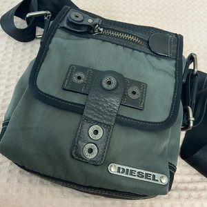 Diesel purse